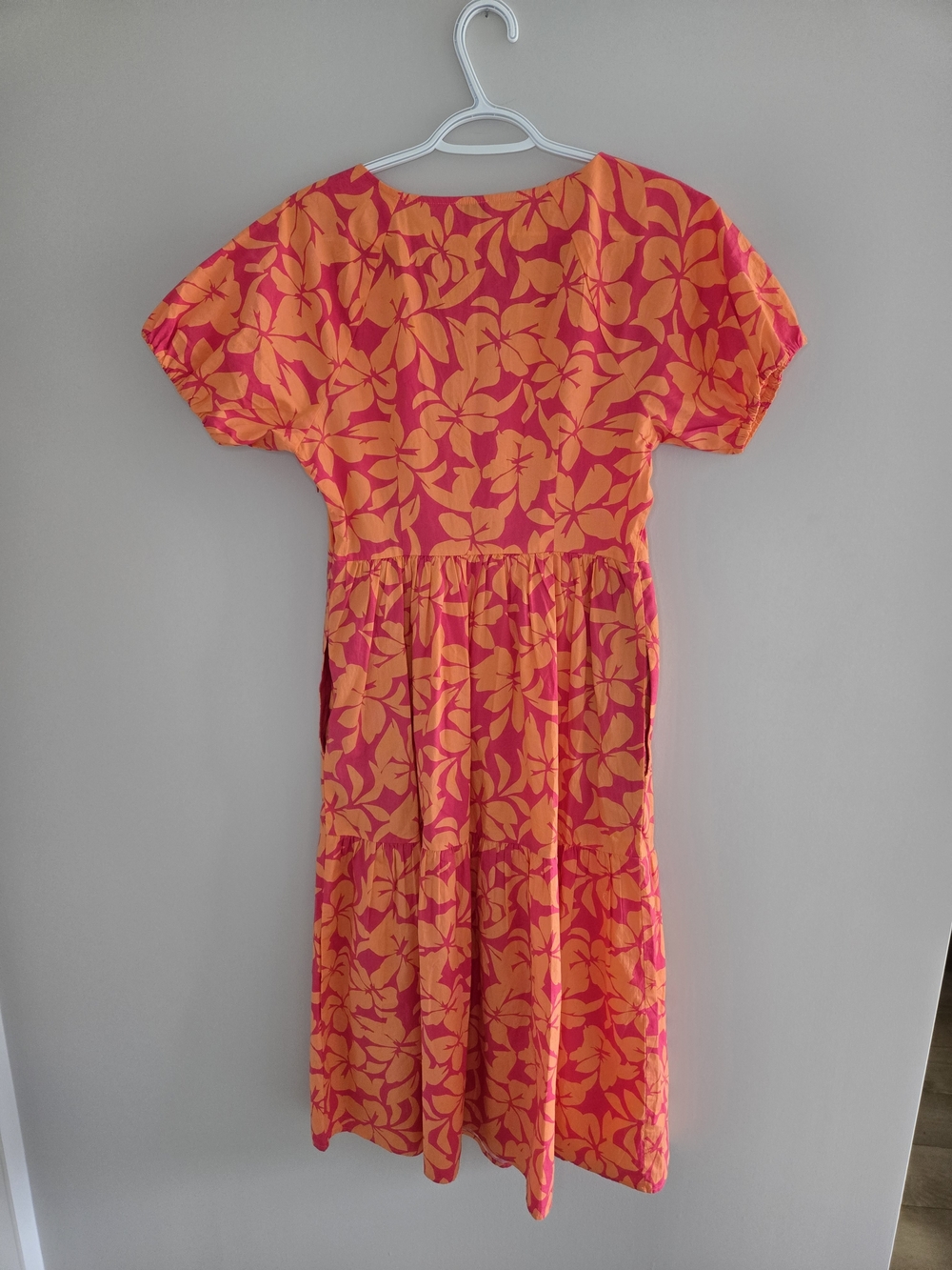 J. Crew pink + orange floral v-neck flowy midi dress, has pockets + side zipper - Picture 2 of 5